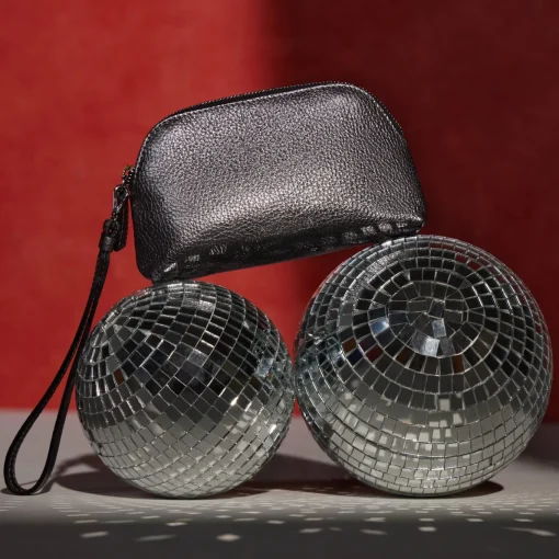 Medium Zip Wristlet